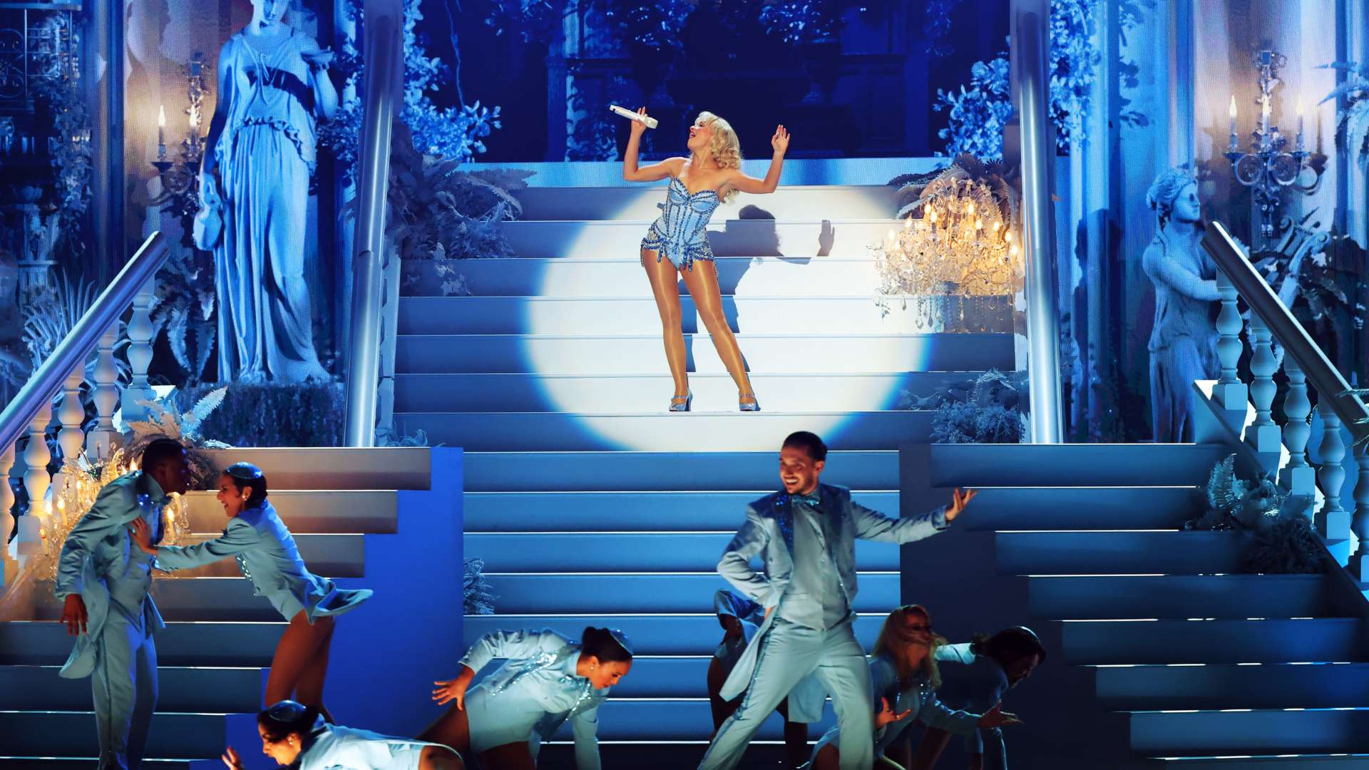 儘管有強大 儘管有強大